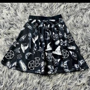 Gothic print skirt
